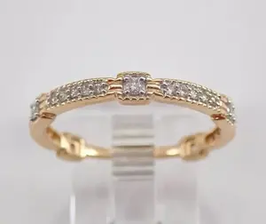 Anillo de Eternidad de Plata 925 con Diamante Moissanita Redondo de 1 Quilate para Boda - Product Image 6