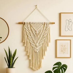 Magnifique suspension murale en macramé blanc pour une décoration intérieure élégante, style bohème, salon, chambre à coucher et cadeaux, en provenance d'Inde - Product Image 1