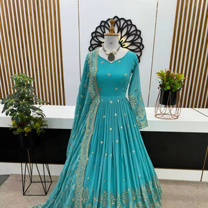 Venta al por mayor último diseñador de desgaste del partido Faux Georgette secuencia pesada completa bordado vestido de trabajo con Dupatta en precio al por mayor - Product Image 1