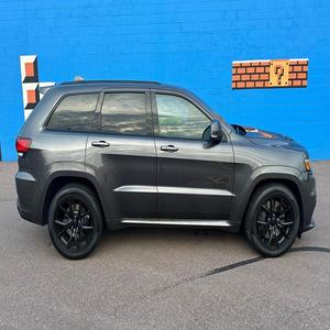 JEEP GRAND CHER0KEE TRACKHAWK 2018 D'OCCASION CÔTÉ GAUCHE/CÔTÉ DROIT - Product Image 1