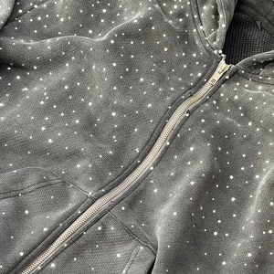 เสื้อฮู้ดพรีเมี่ยมสำหรับผู้ชายระบายอากาศได้ดีดีไซน์2025ใหม่เสื้อฮู้ดติดพลอยเทียม - Product Image 4