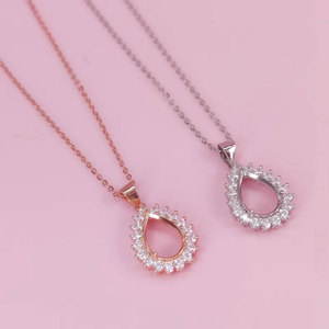 Magnifique collier pendentif en argent sterling avec opale éthiopienne, pour fiançailles, mariage, fête, rhodié, fait à la main, forme poire, serti clos, 9 à 12 mm - Product Image 1