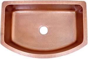 Compre un fregadero de cocina de cobre estilo granja hecho a mano para interiores de casas tradicionales rústicas con acabado natural de aspecto duradero - Product Image 4