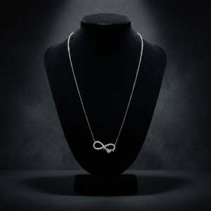 Elegante Collar con Colgante de Símbolo de Infinito, Detalles Delicados, Plata de Ley, Aleación de Zinc, Cadena de Zirconia, Significado Atemporal - Product Image 1