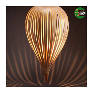 Lámpara colgante de bambú con diseño excepcional para iluminación ecológica artística en hogares, restaurantes, centros turísticos y decoración interior moderna y elegante - Product Image 1