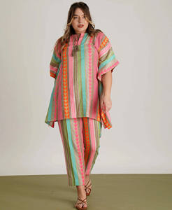 Breezy and Chic 2 pièces ensemble robe avec des détails de tissage élégants tissu léger et respirant pour un confort ultime et ample - Product Image 1