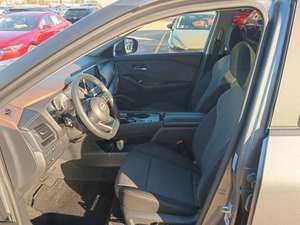 Nissan Rogue SV 2023 Usado en Buen Estado, SUV de 4 Puertas - Product Image 2