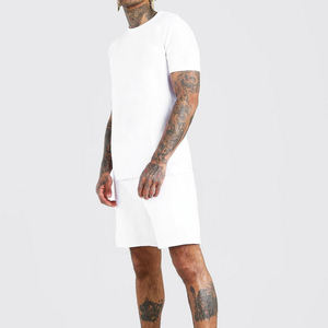 NUEVO Logotipo de impresión personalizado Lavado de dos piezas Camisetas gráficas y conjunto corto Verano 2 piezas Camisa y pantalones cortos Conjunto Chándal para hombres - Product Image 4