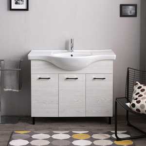 Mueble de Baño Ravenna de 105 cm con Lavabo, Roble Blanco y Detalles en Negro - Product Image 2