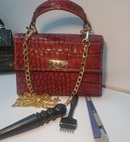 Sac à main de luxe pour femme en cuir plaqué crocodile, sac bandoulière, pochette avec couverture en alligator par Anwar Enterprises