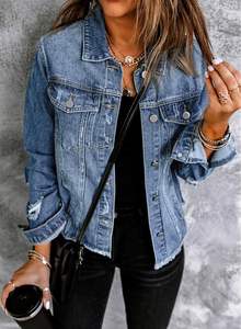 Veste en jean pour femme Pièce de base intemporelle pour une tenue décontractée donnant une inspiration élégante à tous les vêtements d'hiver WEAR quotidiens - Product Image 3