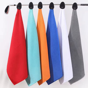 Serviette de golf polyvalente et multifonctionnelle pour nettoyer les clubs, les putters et les balles, tissu haute densité - Product Image 1