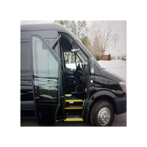 Mercedes Sprinter Bus entregado en excelentes condiciones con kilometraje verificado - Product Image 2