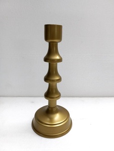 Bougeoir de table élégant en métal antique avec lanternes en bois durables décoration de la maison pour les mariages de Noël - Product Image 4