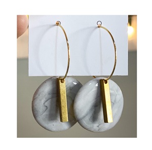 Boucle d'oreille en marbre de qualité exclusive bijoux design de luxe marbre gris et boucle d'oreille en laiton top cadeaux utiliser pour les filles - Product Image 1