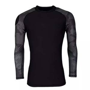 Chemises de compression pour hommes 100% Polyester Contraste Athlétique Gym MMA Rash Guard Chemises à manches longues pour hommes Vêtements de sport Rash Guard - Product Image 4
