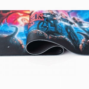 Alfombrilla de Ratón XL para Juegos Stranger Things, Alfombrilla de Escritorio Cuadrada para Teclado, Logotipo Personalizado, Estilo Impreso, Resistente al Agua y con Calefacción - Product Image 6