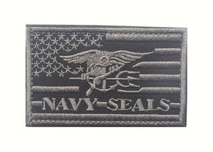 Fábrica de alta calidad, venta al por mayor, diseño de bandera de varios países personalizado, Parche de bandera bordado tejido táctico con plancha, sombreros de corazón/flores - Product Image 3