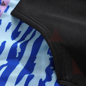 Sudadera con Capucha Básica 100% Algodón para Hombre, Estilo Casual Urbano, Corte Regular, Diseño Personalizado, Transpirable, para Invierno - Product Image 2