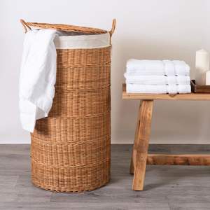 Cesta de lavandería de ratán rústico de primera calidad con atractivo artístico perfecto para crear soluciones de almacenamiento estéticas para hogares modernos - Product Image 4