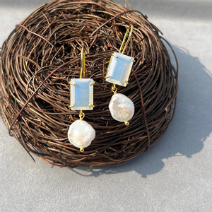 ต่างหูผู้หญิงแบบใหม่ ประดับมุกธรรมชาติและโอปอลควอตซ์ ต่างหูห้อยชุบทอง 18k แบบฝังเพชร งานแฮนด์เมด - Product Image 5