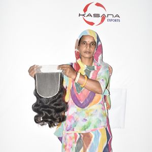 Lot de Cheveux Humains Naturels Vierge Vietnamiens 100% Non Traités, Style Ondes Profondes Lâches, Cuticules Alignées, Ondes Dee Wave 7*7, Vente en Gros - Product Image 2