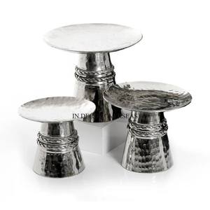 Ensemble de 3 plateaux de service en aluminium de qualité supérieure, finition couleur argent, finition brillante polie, martelée, lot de 3 - Product Image 1