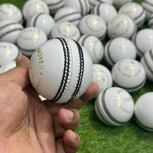 Balle de cricket de qualité supérieure, couleur personnalisée, design en cuir premium avec logo rigide, expérience sportive haut de gamme - Product Image 3