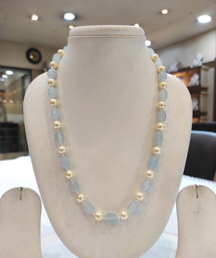 สีฟ้าอ่อน