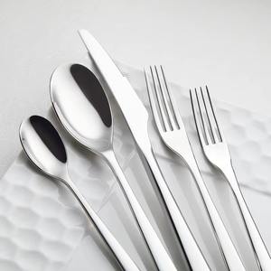 ชุดรับประทานอาหารเย็น5ชิ้น/เซ็ตสีเงินชุดเครื่องใช้บนโต๊ะอาหารทำจากสแตนเลสขัดเงาทำจากโลหะ - Product Image 1