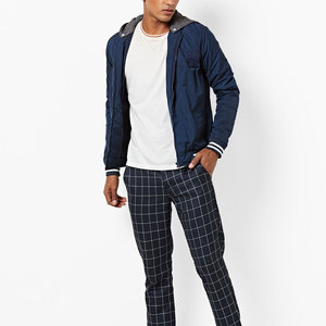 Blouson Bomber Homme Léger Personnalisé 2026 en Toile, Col Montant, Imperméable et Coupe-Vent pour l'Hiver et les Activités de Plein Air - Product Image 4