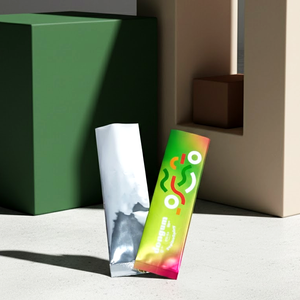 Bolsas de Plástico Termoselladas <span class=keywords><strong>Negras</strong></span> Mate para Café, Energéticos, Jugos en Polvo, Empaque de Lámina Sellado por la Parte Posterior para Prácticos Sobres Stick Pack - Product Image 5