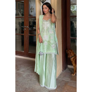Conjunto de Camisa Formal de Satén y Dupatta Marjorie - Product Image 1
