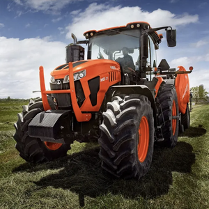 Tracteur agricole KUBOTA SÉRIE M8 de 20 CV à transmission par engrenages, haute productivité, avec garantie de 5 ans - Product Image 1