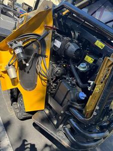 Livraison gratuite ASV RT-135 EPA CE approuvé Skid Steer Loader Eaton hydraulique cylindre noyau moteur pompe boîte de vitesses Gear Plc - Product Image 6