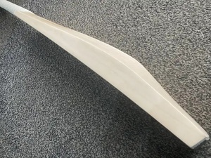 Bates de críquet deportivos hechos a medida, madera de sauce inglés seleccionada para entrenamiento y paletas de Pickleball - Product Image 3