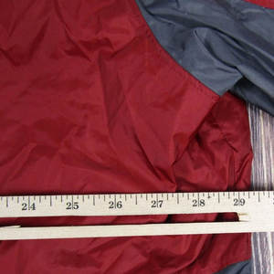 Vente en gros Coupe-vent léger à capuche gris rouge d'excellente qualité disponible dans toutes les couleurs et tous les styles - Product Image 3