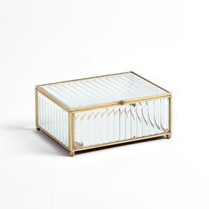 Caja de joyería hexagonal personalizada al por mayor marco de metal de cristal transparente vitrina de almacenamiento hogar decorativo terciopelo PC 100 Uds - Product Image 3