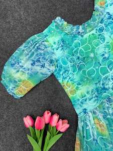 Vestido Largo de Fiesta con Dupatta, en Georgette Sintética con Ricos Bordados y Lentejuelas, Hermoso Color Disponible - Product Image 3