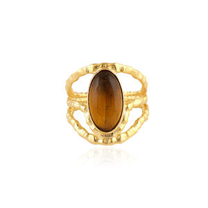 Anillo de piedra preciosa pulida de ojo de tigre natural, diseño circular de latón chapado en oro de 18 quilates, joyería hecha a mano para uso diario, estilo regalo para mujer - Product Image 1