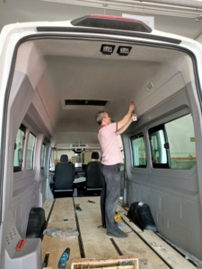 Juego de paneles interiores de ABS duradero, el más vendido de 2026, para minibuses y autocares modelo 3, Ford Transit L4H3 15M3, todos los tamaños - Product Image 3