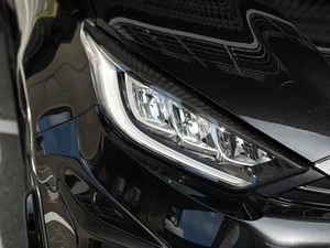 Premium seminuevo 2020 Toyota Yaris Hatchback Negro Left Right Hand Drive vehículo usado Híbrido Gasolina Opciones de combustible Coches para la venta - Product Image 2