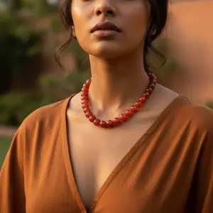 Collier vintage en perles de cornaline pour femme, style bohème religieux classique avec pompon en bois et perles, bijou cadeau - Product Image 2