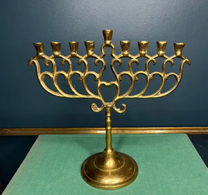 Menorah juive à 9 branches de style européen antique, Menorah juive moderne pour le Tabernacle 9Arm Hanukkah au prix de gros - Product Image 1
