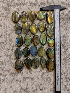 Vente en gros de cabochon de Labradorite naturelle de haute qualité pierres précieuses semi-précieuses en vrac faites à la main pierres précieuses Trimurti - Product Image 3