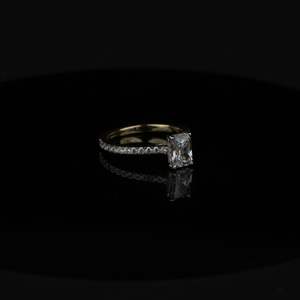 Bague de luxe en diamant de laboratoire 3 carats, taille Radiant, VS1, certifiée IGI SGL, or, or rose, argent, bijoux tendance pour fiançailles et mariage - Product Image 5