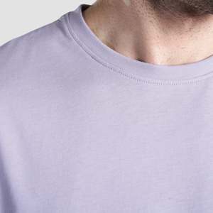 เสื้อยืด GA Prime Oversized Fitted สีม่วงไลแลค ผ้าฝ้ายเจอร์ซีย์ 100% ย้อมสีพื้น พร้อมเทคนิคการปัก 300gsm ดีไซน์เสื้อยืดแบบเรียบ - Product Image 5