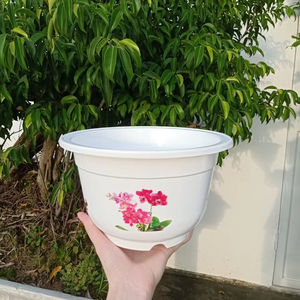 Meilleure vente Pot pour décorer la maison et le jardin, un pot avec du plastique de haute qualité - Product Image 1