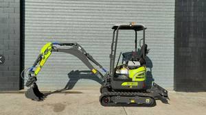 Nouvelle mini-excavatrice Zoomlion ZE18GU, capacité de charge lourde de 1,8 tonne, garantie d'un an, hydraulique YUKEN pour le cœur du moteur - Product Image 3