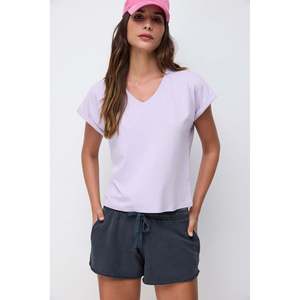 T-shirt à manches courtes et col en V - Product Image 2